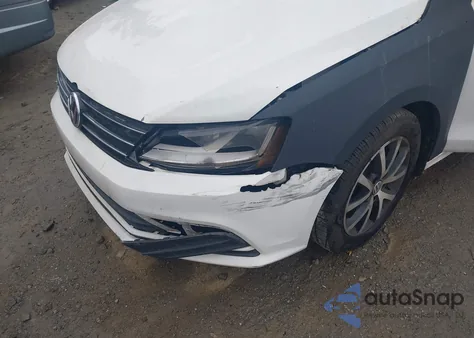 2017 Volkswagen Jetta 1.4T Se z USA, uszkodzony, nr VIN 3VWDB7AJ5HM270701